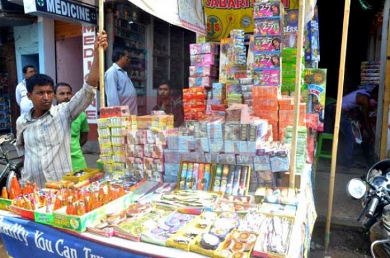 Loud crackers created terror on Saturday midnight : Normal lives disrupted Loud crackers created terror on Saturday midnight : Normal lives disrupted